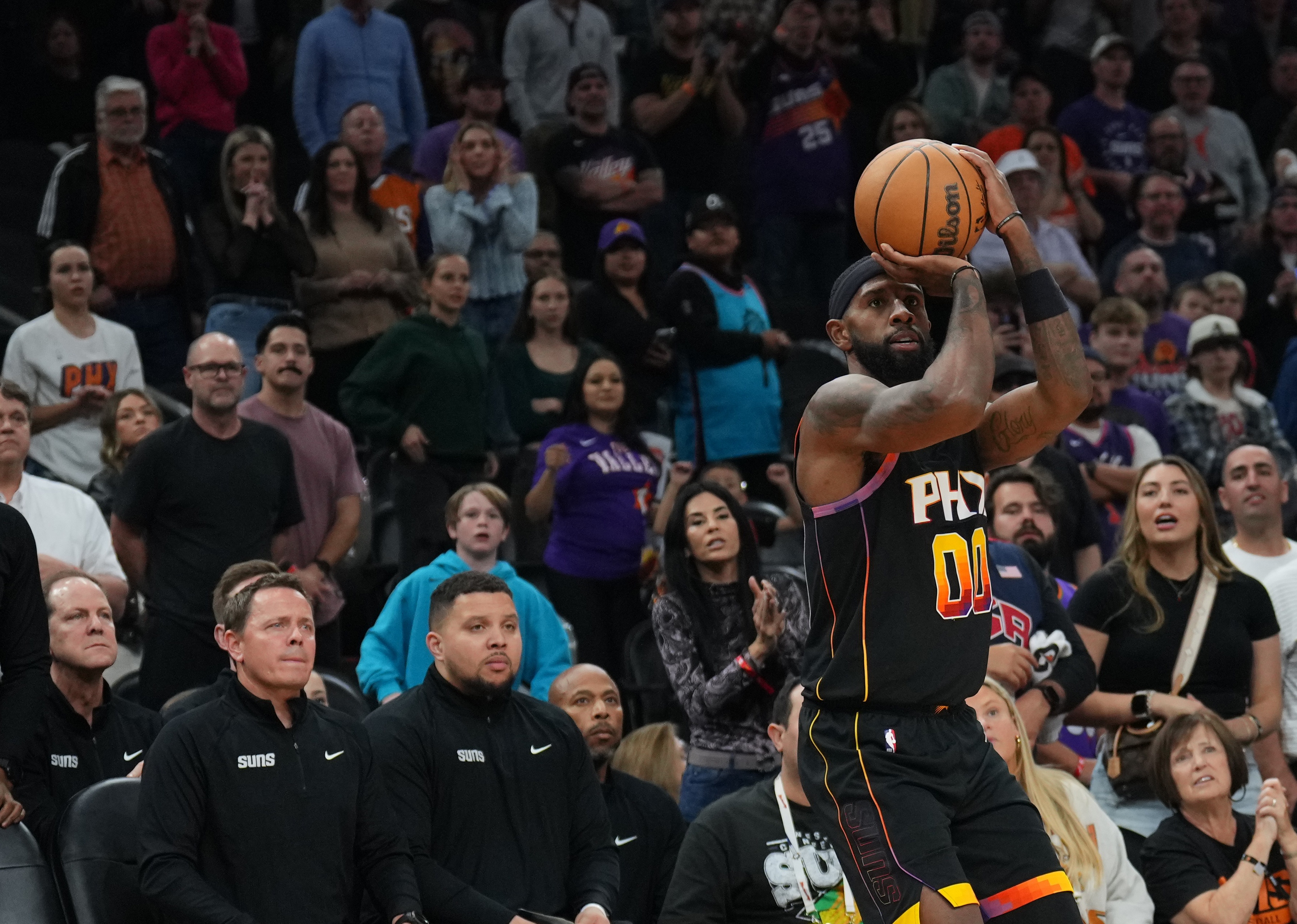 拼盡全力！羅伊斯-奧尼爾16中10空砍生涯新高27分 三分12中6
