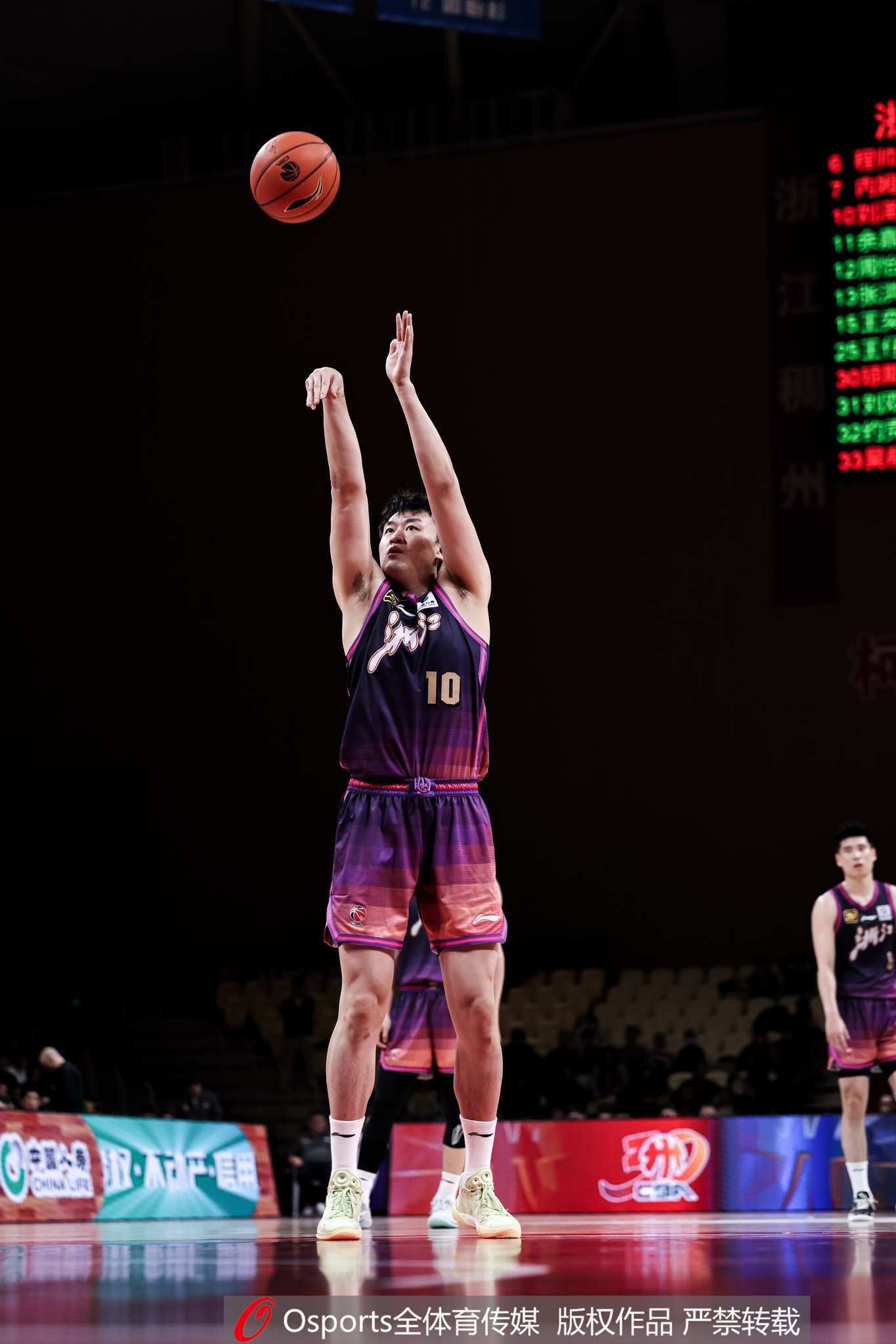 高效替補！劉澤一13投7中&罰球4中3得18分7板 得分并列全隊最高